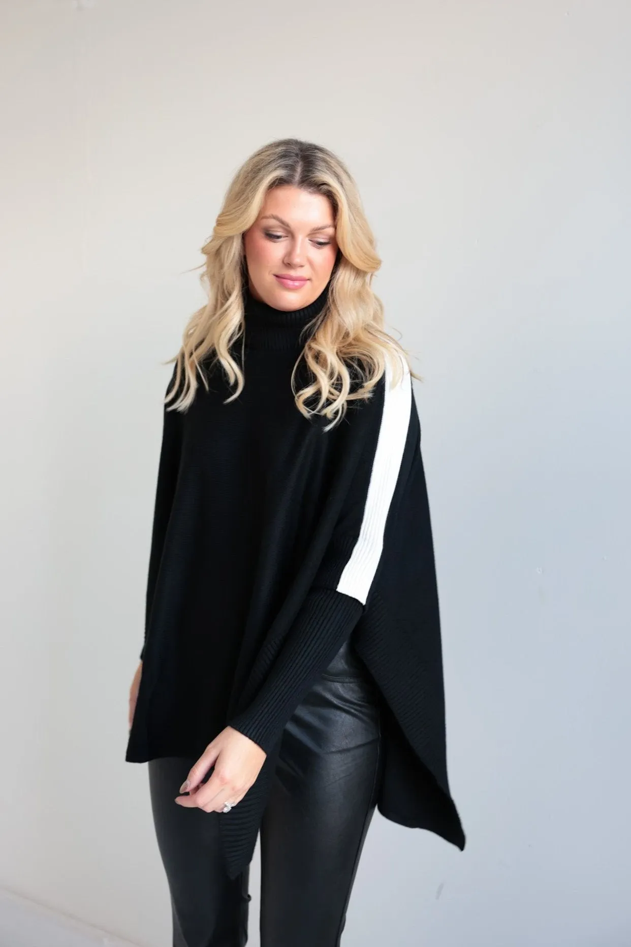Elevated Contrast Stripe Sweater