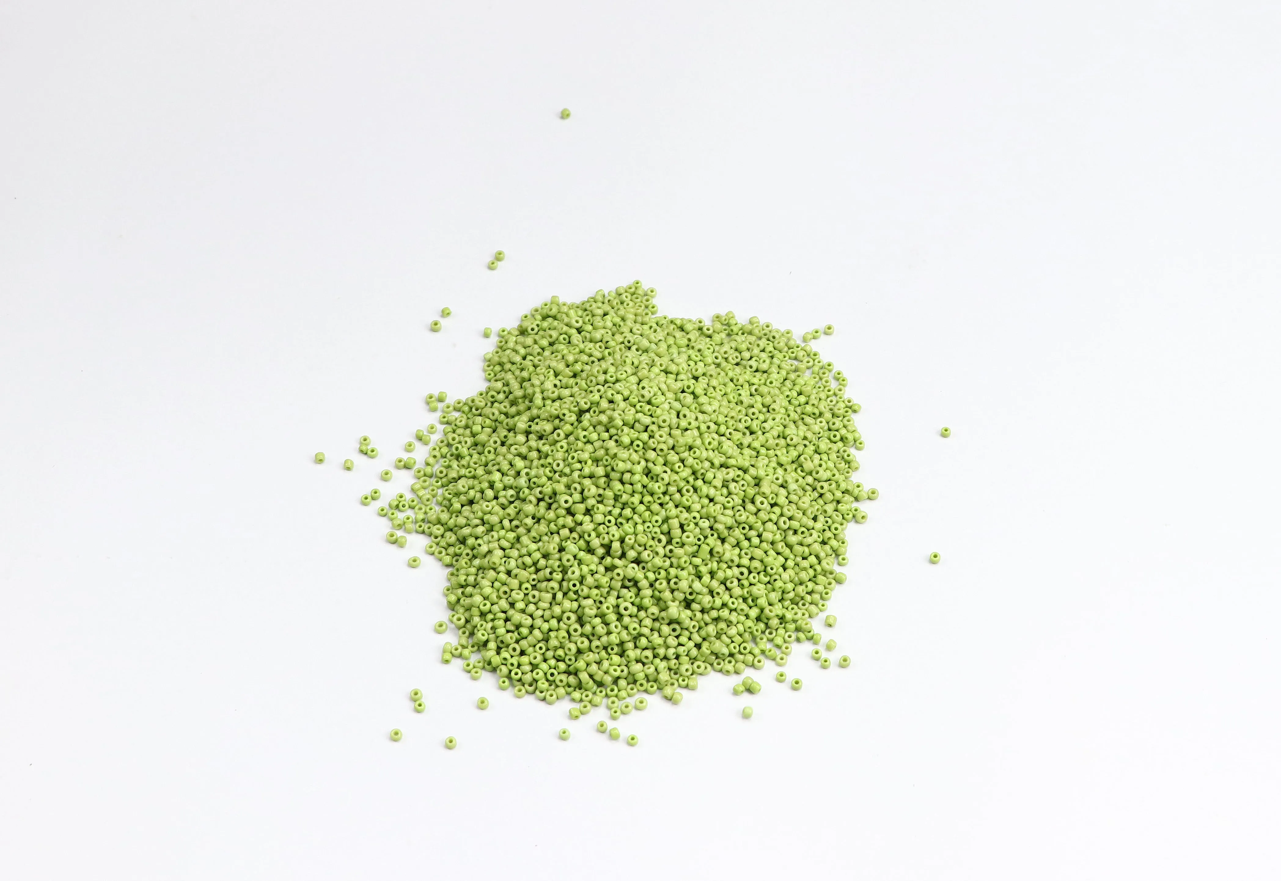 June Bud Round Shape Fancy Seed Glass Beads