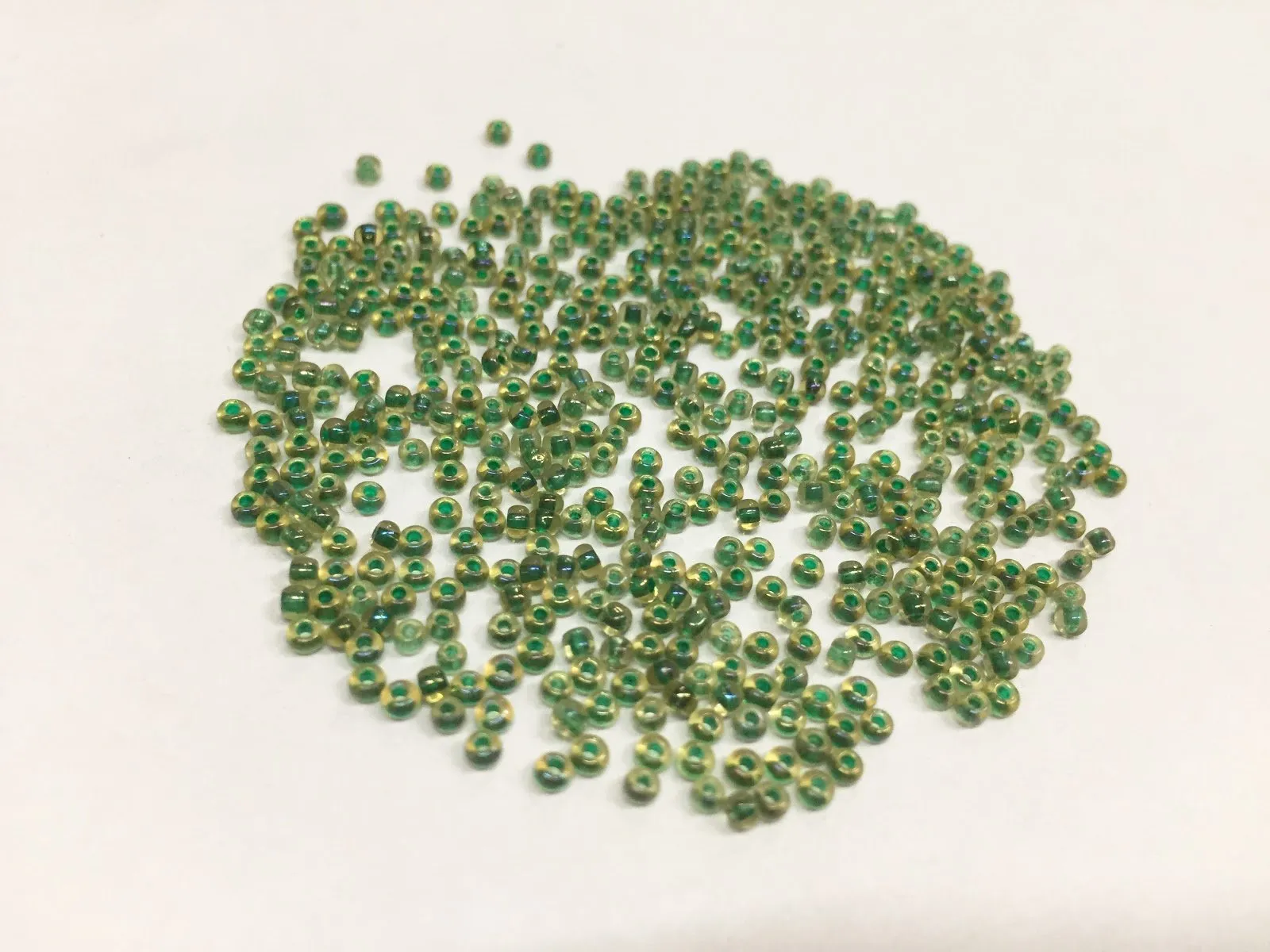 Premium Green-Inside Transparent Round Rocaille Glass Seed Beads 11/0