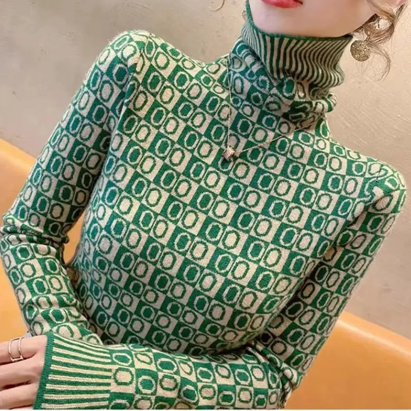 Women's Chic Slim Fit Jacquard Turtleneck Jumper | Ideal for Autumn/Winter